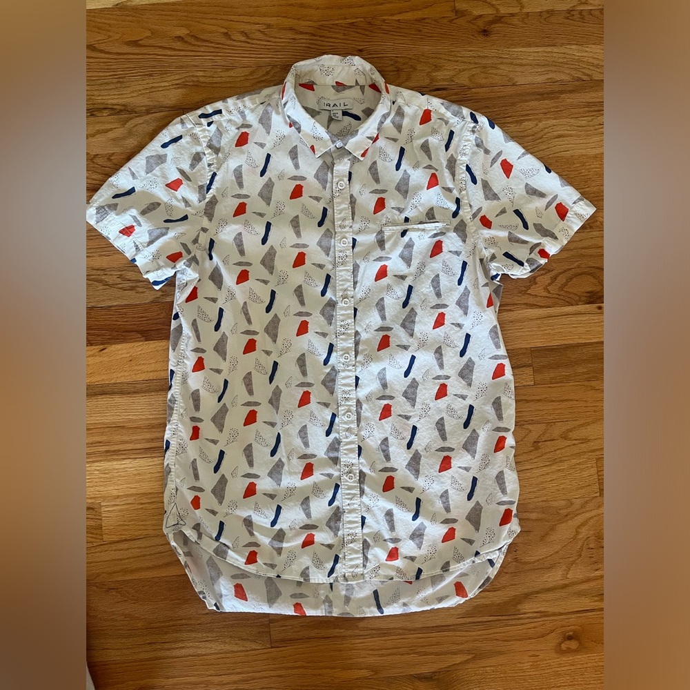 Rail button down print short sleeve shirt. Size large